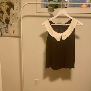 Sleeveless blouse